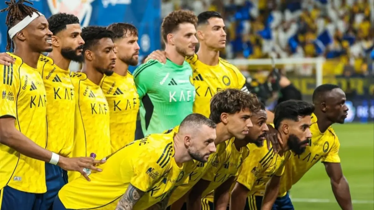 Al Nassr tinggal selangkah lagi menuju gelar juara, tapi gol dramatis menit 98 dari Al Hilal membuat Cristiano Ronaldo kembali harus menunda mimpinya angkat trofi di Arab Saudi. (Sumber foto: Instagram/alnassr)