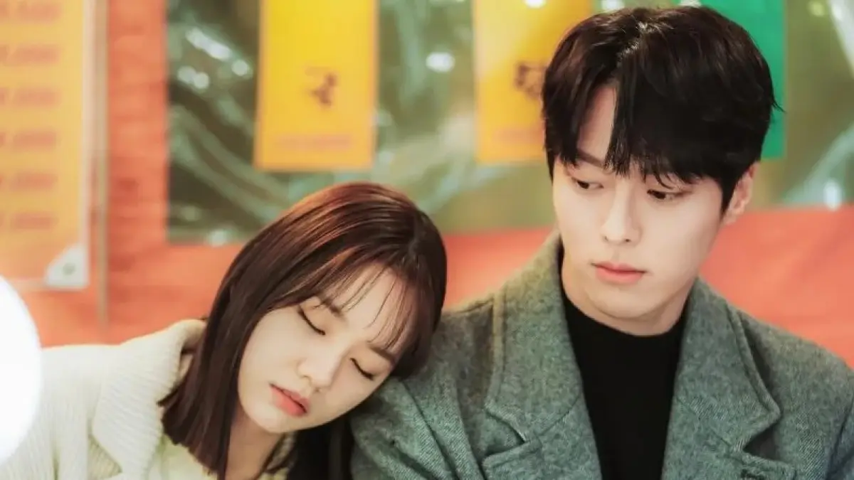 Dari kisah romantis sampai zombie menegangkan, drama Korea adaptasi manhwa kini jadi tontonan favorit dunia. Sudah nonton yang mana saja? (My Roommate Is a Gumiho)