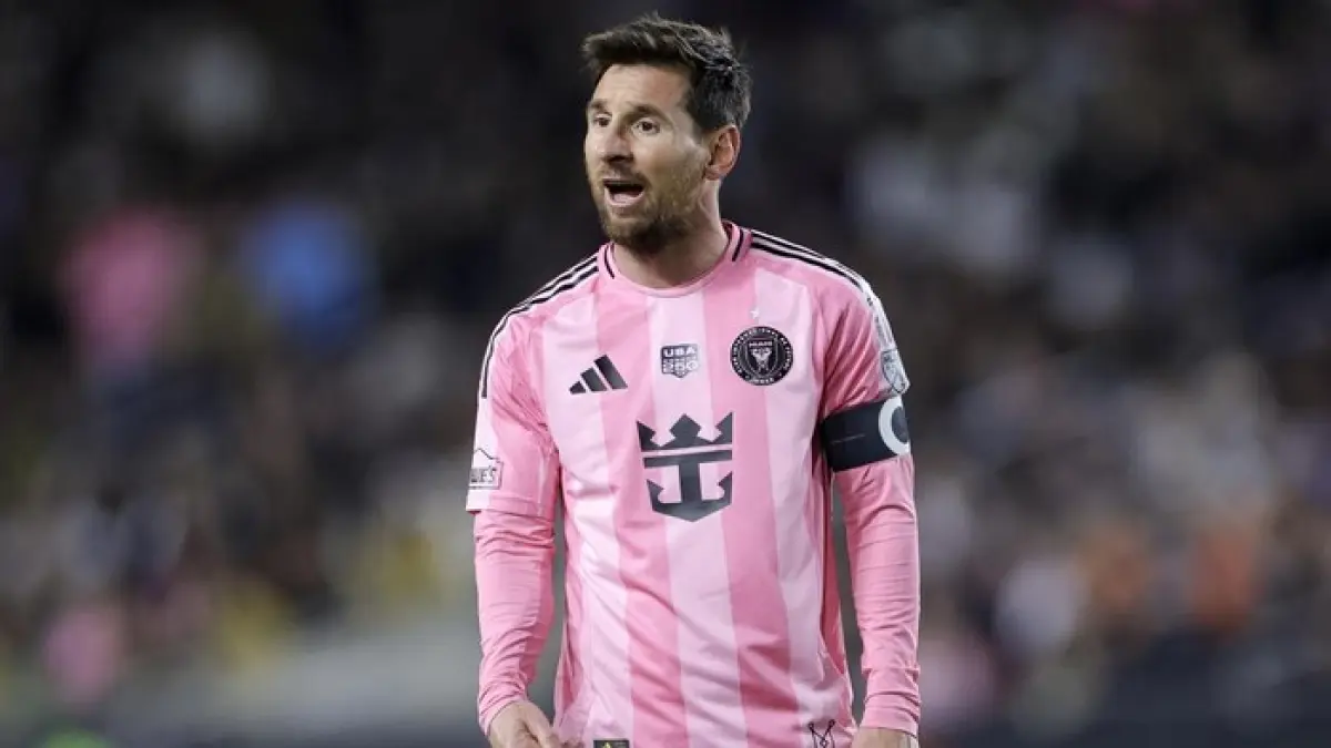 Gaji Lionel Messi di MLS bikin geleng kepala! Megabintang Inter Miami itu menerima bayaran lebih dari dua kali lipat dibanding Son Heung-min di Los Angeles FC. (getty image/sport.detik.com)