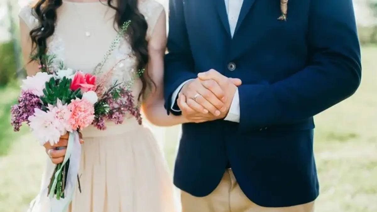 Nikah sederhana kini justru dianggap lebih keren. Gen Z pilih intimate wedding estetik tanpa harus bikin tabungan habis. (ilustrasi)