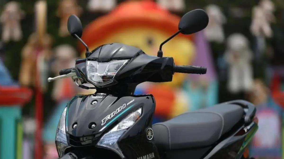 Di saat harga BBM bikin banyak orang waswas, Yamaha justru menghadirkan motor murah dengan konsumsi bensin super irit hingga 96 km/liter. (Foto: Doc. Yamaha Thailand)