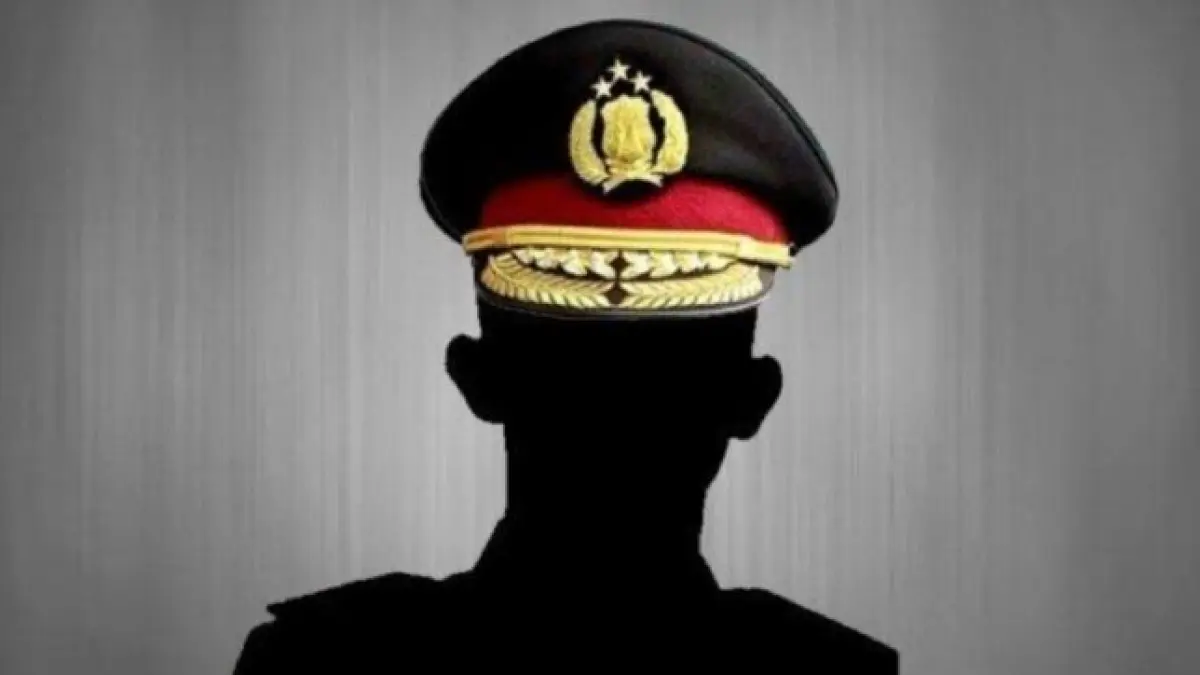 DPR RI resmi mengesahkan RUU Polri menjadi undang-undang! Regulasi baru ini memuat sejumlah perubahan penting mulai dari penguatan pengawasan, netralitas anggota, aturan usia pensiun, pemanfaatan teknologi, hingga penguatan peran Kompolnas. (Ilustrasi polisi)