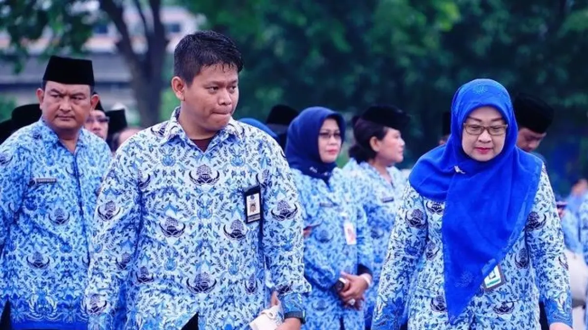 ASN Jawa Tengah masih menjalani WFH setiap hari Jumat. Namun, Pemprov Jateng memastikan pelayanan publik tetap menjadi prioritas utama. Saat ini pemerintah tengah mengevaluasi efektivitas kebijakan tersebut, mulai dari produktivitas pegawai hingga potensi penghematan energi dan anggaran. (Sumber Foto: Pinterest)