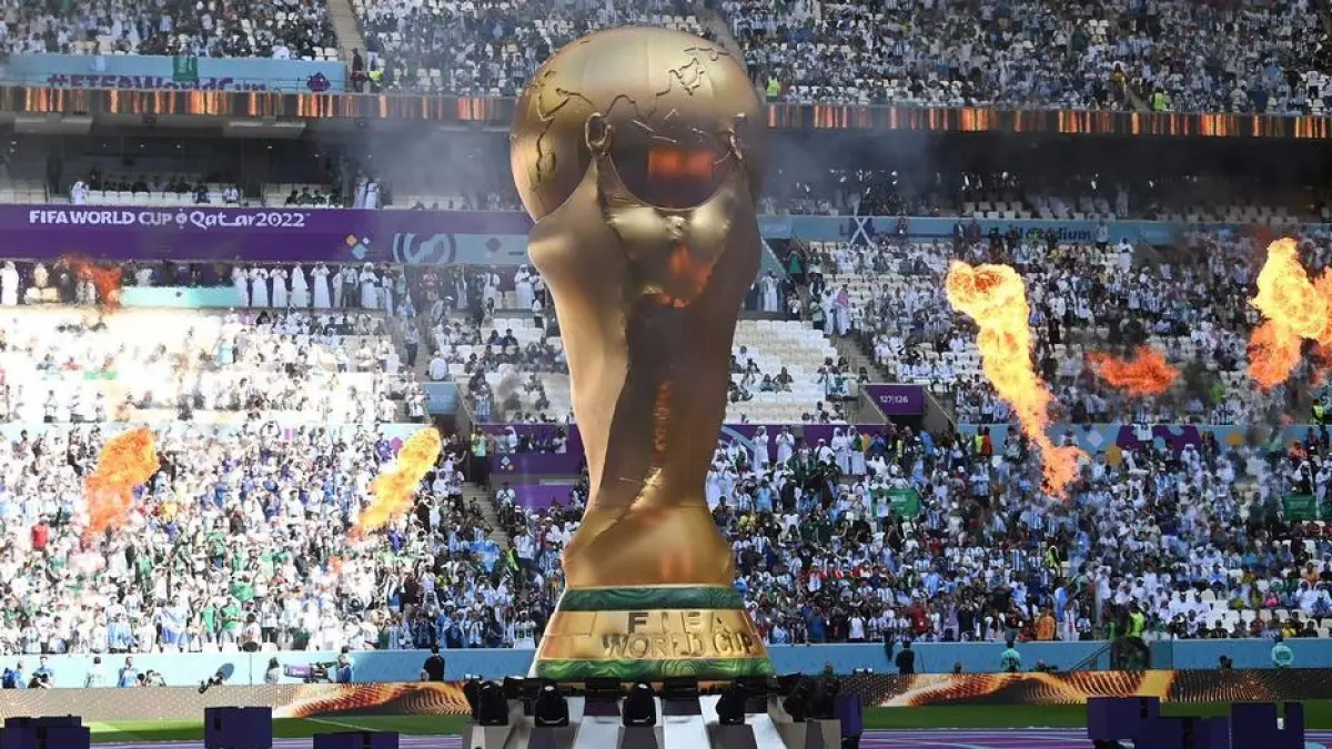 Piala Dunia 2026 kembali menghadirkan laga-laga seru! Portugal siap memulai perjuangan menghadapi Kongo, sementara Inggris langsung ditantang Kroasia dalam duel panas Grup L. (DW.com)