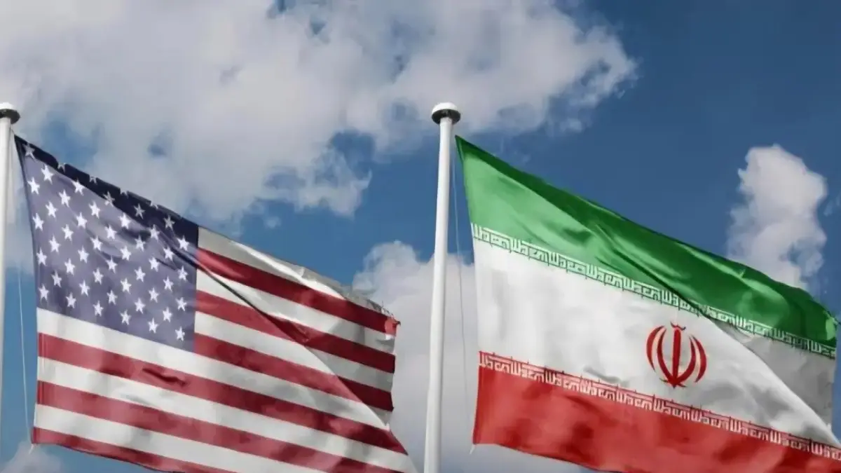 Setelah berbulan-bulan dilanda konflik dan ketegangan yang mengguncang Timur Tengah, Amerika Serikat dan Iran akhirnya menandatangani nota kesepahaman secara virtual. (kuwaittimes)/jawapos