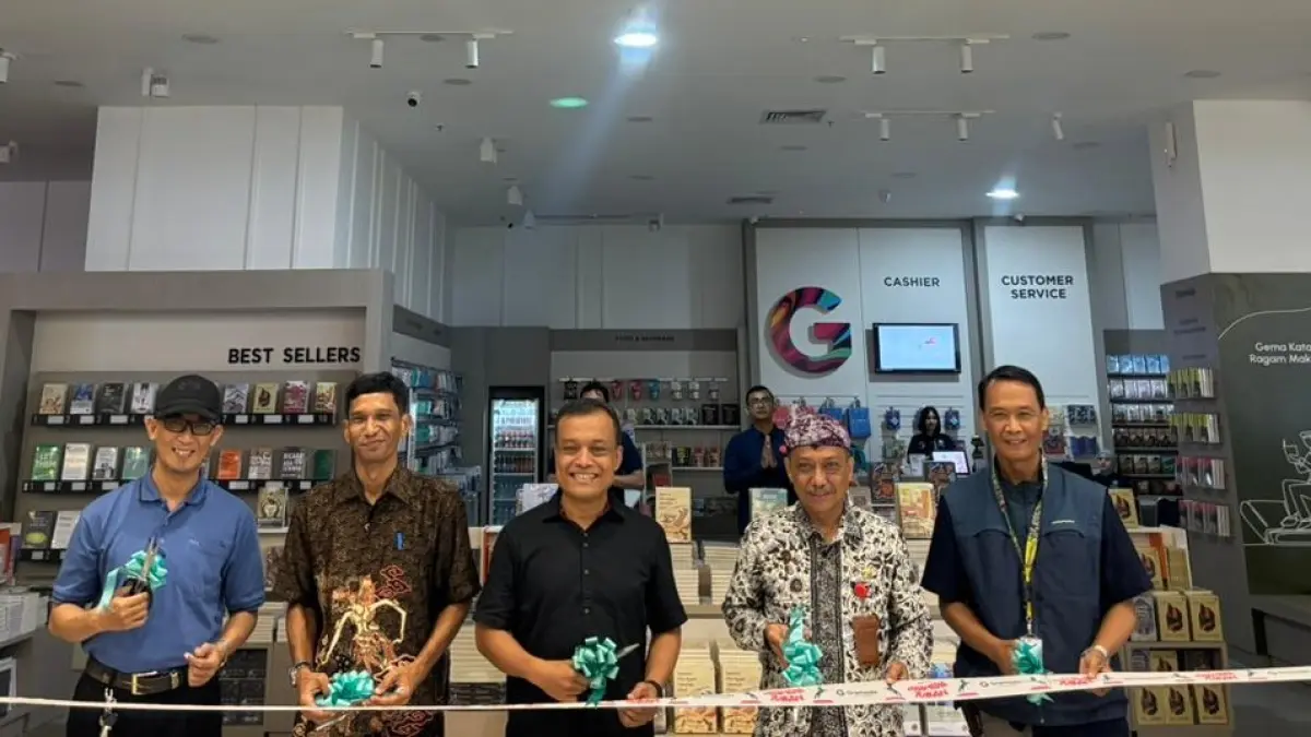 Gramedia Citimall Tuban resmi dibuka sebagai toko ke-150 di Indonesia dengan konsep modern dan beragam promo menarik. (YUDHA SATRIA ADITAMA/RADAR TUBAN)