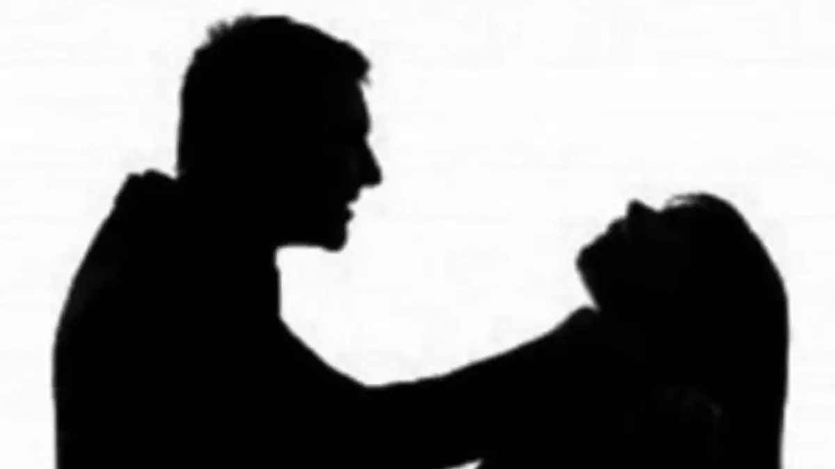 Kasus dugaan intimidasi terhadap dokter Icha terus berkembang. Polisi kini menjadwalkan klarifikasi terhadap tiga anggota DPRD TTU dan melibatkan ahli psikologi dalam penyelidikan.  Ilustrasi intimidasi. (Istimewa)/jawapos