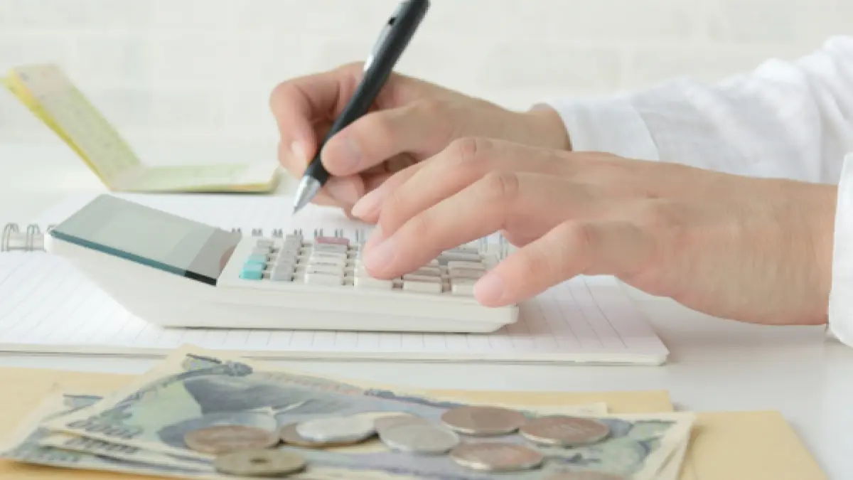 "Maaf ya, aku lagi hemat." Kalimat yang dulu terasa memalukan kini justru menjadi simbol kedewasaan finansial. Inilah alasan mengapa tren Loud Budgeting semakin populer di kalangan Gen Z dan milenial. (ilustrasi)