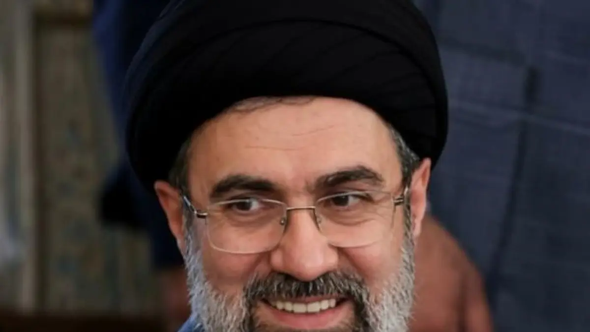 Pemimpin Tertinggi Iran, Mojtaba Khamenei, meminta aparat peradilan melanjutkan proses hukum terhadap pihak yang menurut Iran bertanggung jawab atas dugaan kejahatan terhadap rakyatnya. (Sumber Foto: Instagram @motjaba_khamanei_ir)