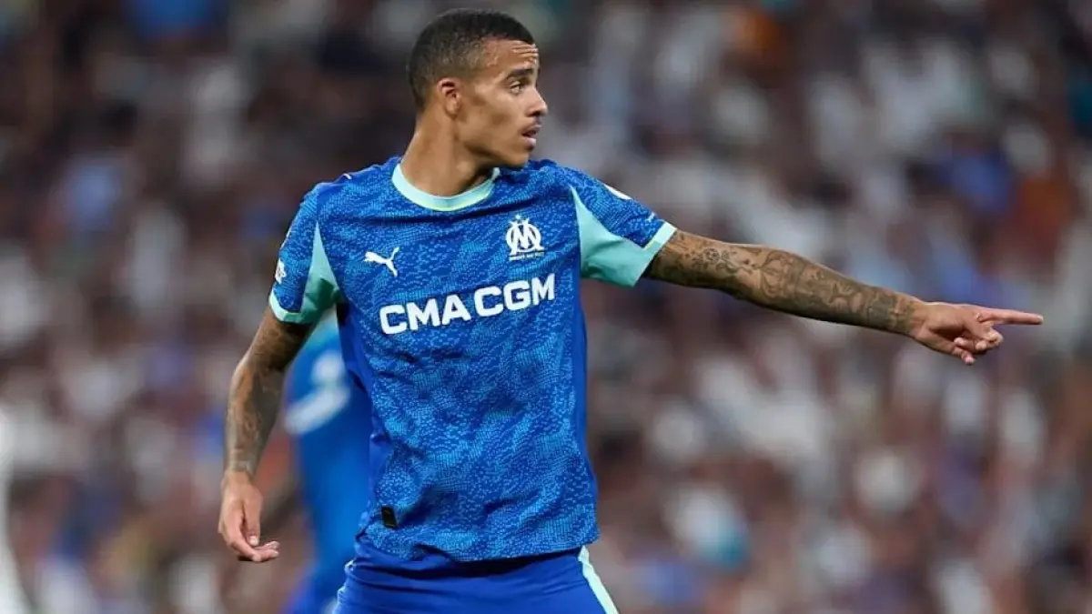 Mason Greenwood dikabarkan semakin dekat bergabung dengan Fenerbahce usai tercapai kesepakatan personal. Namun, Marseille masih bertahan dengan harga tinggi, sementara AS Roma siap memberikan persaingan sengit. (Sumber foto : GFT)
