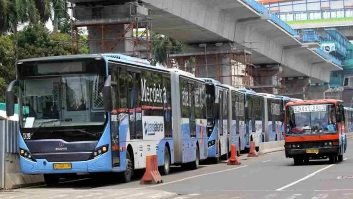 Transportasi gratis di Jakarta berpotensi menjangkau lebih banyak warga. DTKJ mengusulkan enam kelompok baru sebagai penerima Kartu Layanan Gratis (KLG), mulai dari pendamping penyandang disabilitas, pasien terapi rutin, pencari kerja, hingga pelaku UMKM binaan Pemprov DKI Jakarta. (Istimewa)/jawapos