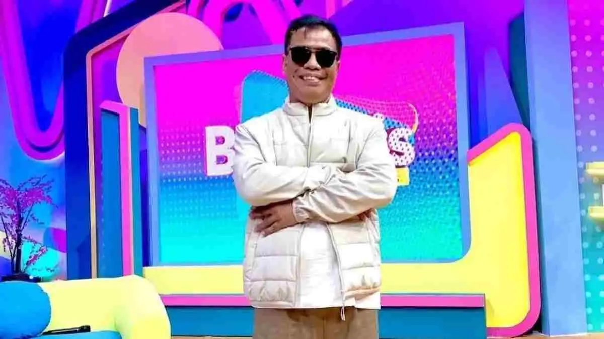 Di balik tawa yang selalu menghibur publik, Temon ternyata dikenal sebagai sosok ayah yang penyayang, pribadi berhati lembut, dan sederhana. Mantan istrinya membagikan kenangan mengharukan usai sang komedian berpulang akibat serangan jantung. (Sumber : radarkediri.com)