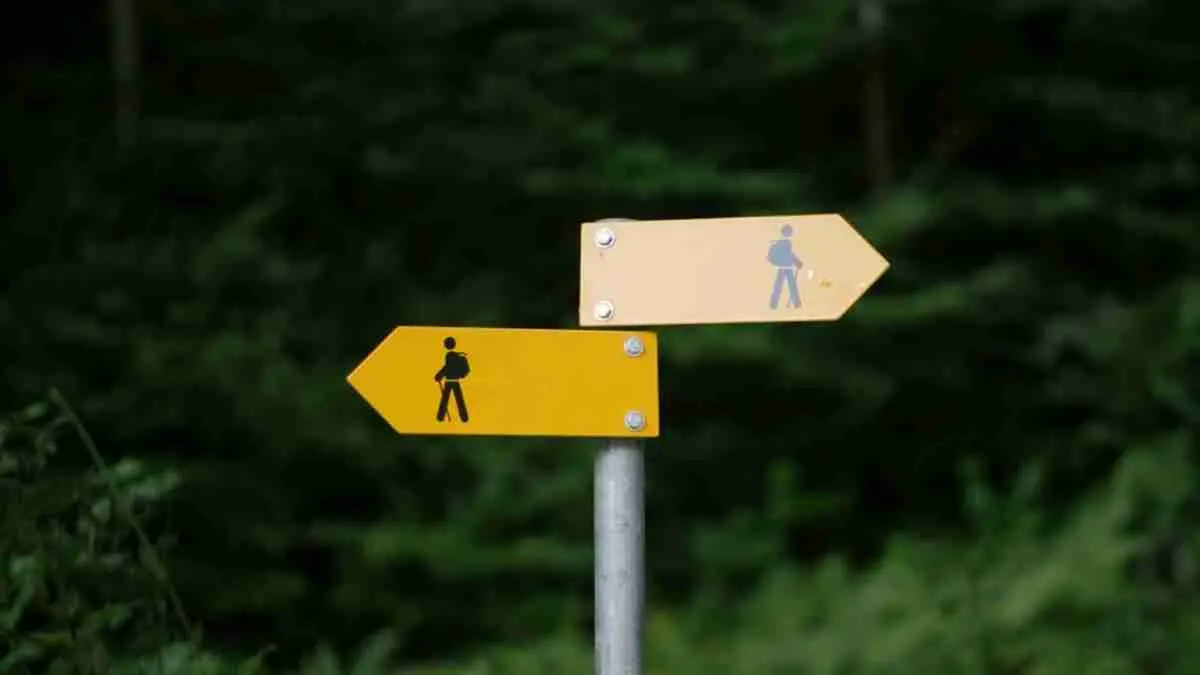 Fenomena decision fatigue menjelaskan mengapa otak manusia mudah lelah setelah membuat banyak keputusan. (Photo by Marco Kaufmann on Unsplash)