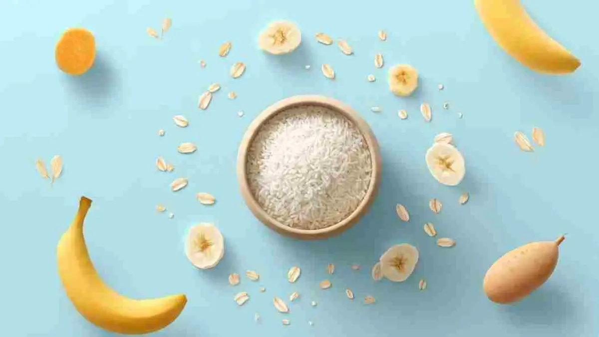 Banyak orang menghindari karbohidrat karena takut gemuk. Padahal, nutrisi ini justru menjadi bahan bakar utama saat latihan dan membantu pembentukan massa otot lebih optimal. Simak penjelasan lengkapnya agar program fitness Anda tidak salah arah. (Sumber: AI)