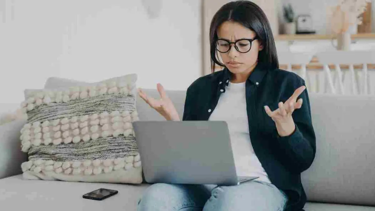 Laptop makin lambat saat dipakai bekerja atau kuliah? Jangan buru-buru install ulang atau beli baru. Coba 9 cara sederhana ini agar performa Windows kembali ngebut hanya dalam beberapa langkah. (ilustrasi)