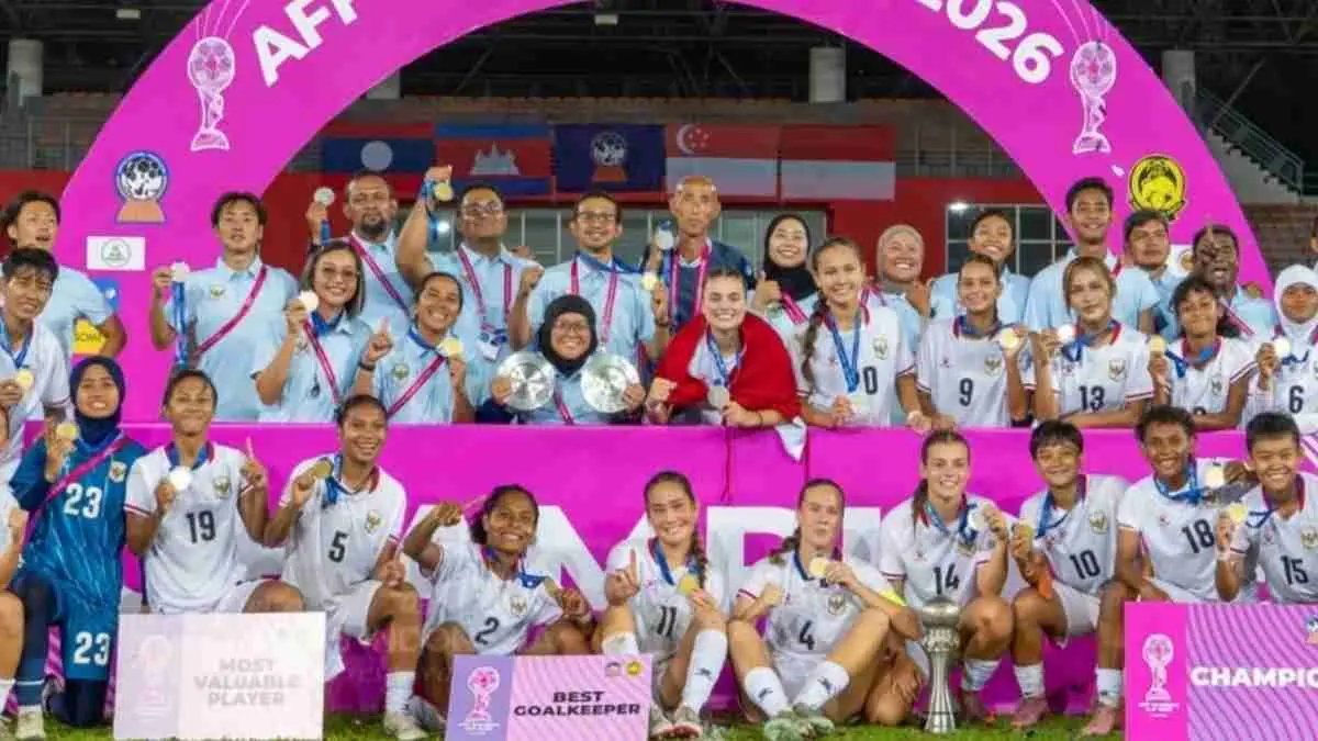 Garuda Pertiwi kembali mengukir sejarah! Timnas Putri Indonesia tampil luar biasa dengan menghancurkan Laos 5-0 di final AFF Women