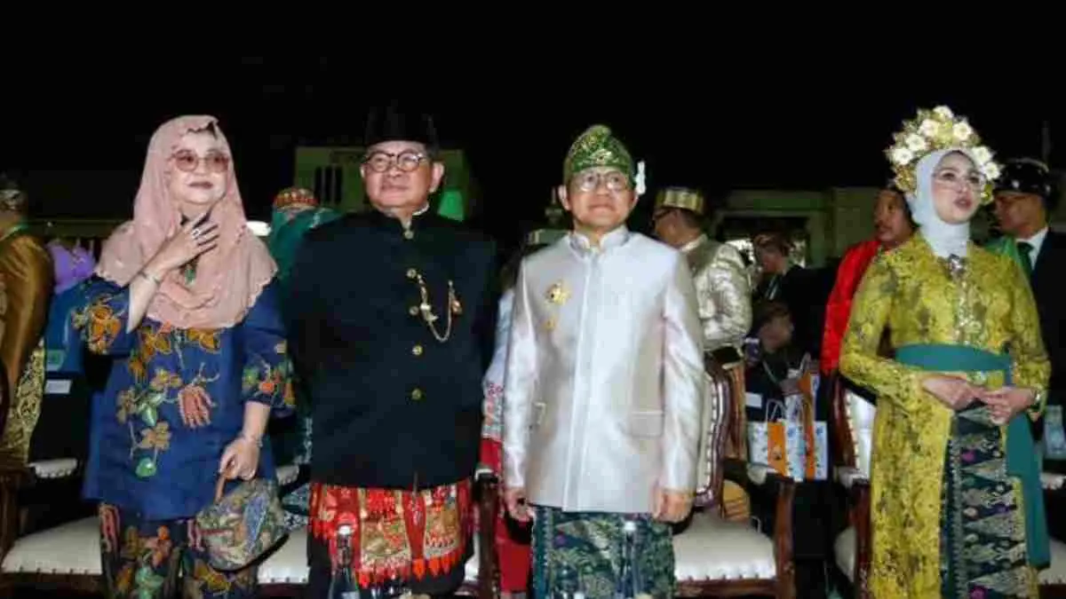 Pramono Anung dan Muhaimin Iskandar (Cak Imin), saat menghadiri undangan pelantikan dewan DPC di taman Fatahilla (Sumber Foto: Instagram/@dpp_pbk)