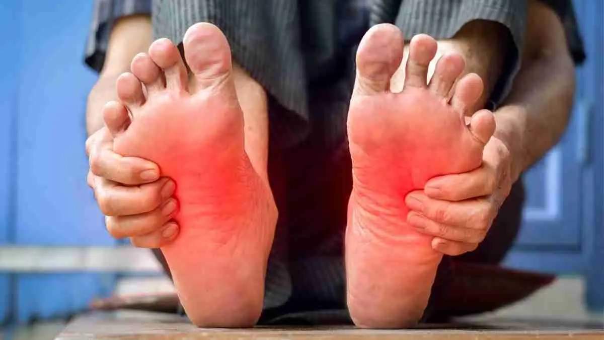 Kesemutan sesekali memang normal. Namun, jika tangan atau kaki sering kesemutan tanpa sebab yang jelas, jangan abaikan. Bisa jadi tubuh sedang memberi sinyal adanya gangguan kesehatan yang perlu diperiksa. (ilustrasi kesemutan)