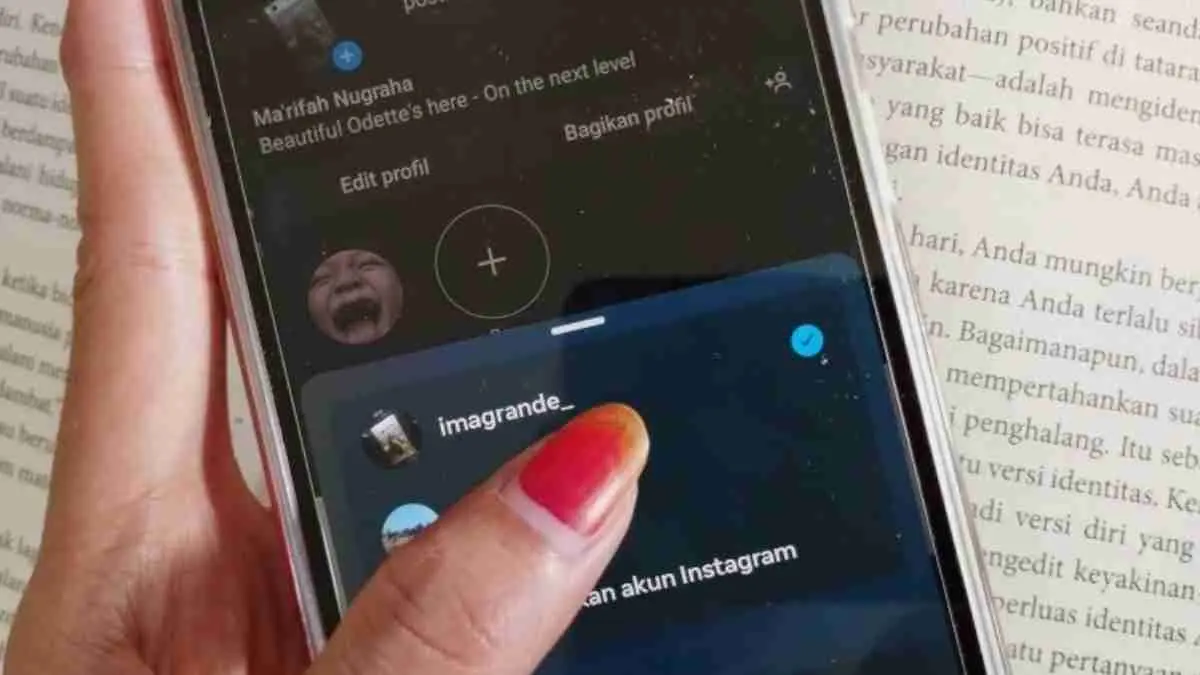 Punya second account sekarang bukan lagi hal yang aneh, terutama di kalangan Gen Z. Ada yang memakainya untuk curhat, berbagi cerita dengan teman dekat, atau sekadar jadi diri sendiri tanpa tekanan. (www.its.ac.id)