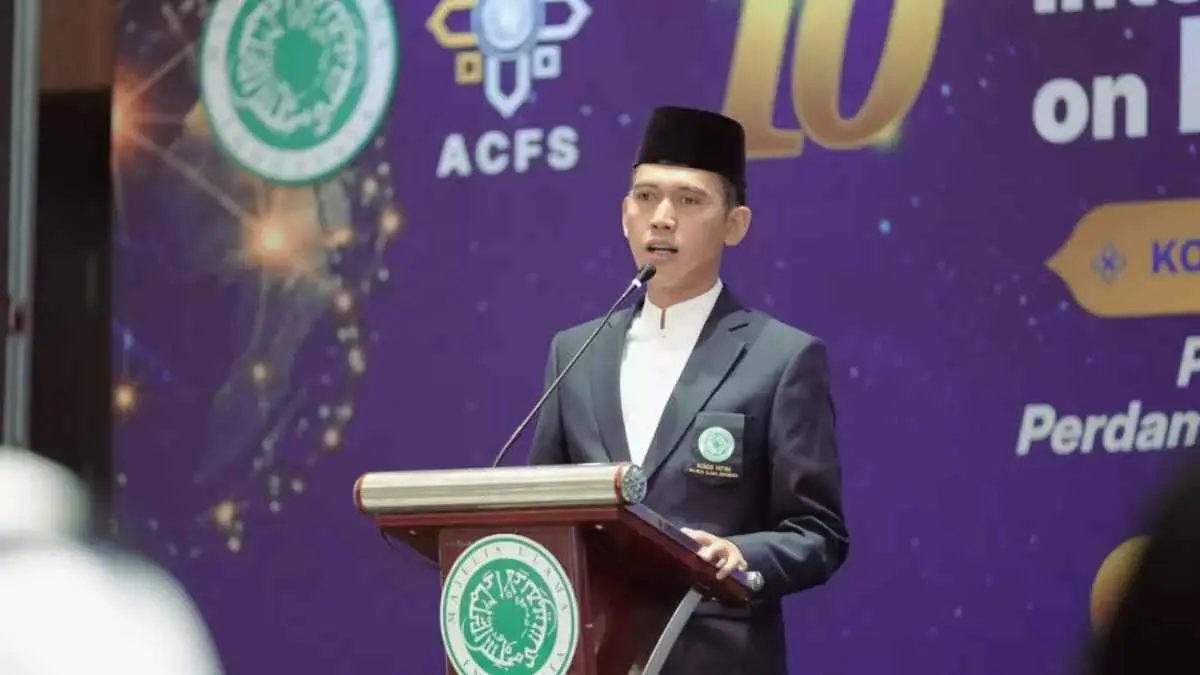 Majelis Ulama Indonesia (MUI) mengusulkan penggunaan istilah LGSP sebagai pengganti LGBT. Usulan tersebut disertai rencana penyusunan naskah akademik dan rancangan undang-undang. (mui.or.id)
