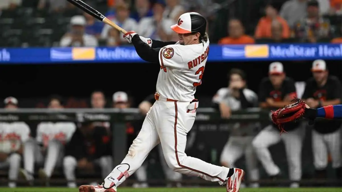 Boston Red Sox membuat gebrakan besar di MLB Trade Deadline 2026 dengan merekrut Adley Rutschman dari Baltimore Orioles. Transfer ini menjadi bukti keseriusan Red Sox mengejar gelar World Series musim ini, meski harus mengorbankan sejumlah prospek terbaik mereka. (Photo By: Gail Burton)