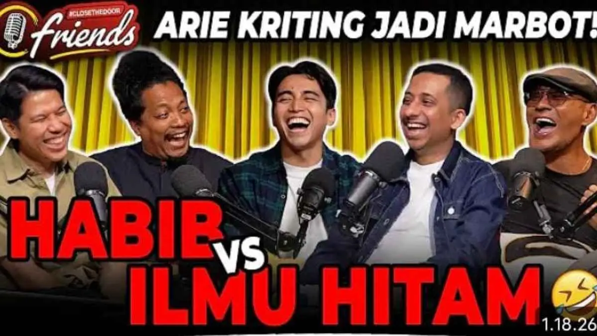 Habib Jafar jadi bouncer klub malam, Arie Kriting malah berperan sebagai marbot masjid! Dua karakter yang terlihat kontras ini ternyata menjadi bagian dari film Seni Merayu Tuhan. Habib Jafar juga mengungkap dirinya sempat tak tahu arti "bouncer" saat pertama ditawari peran. Film ini bakal tayang 13 Agustus 2026. (Sumber Foto: Tangkapan layar YouTube @Dedy Corbuzier)