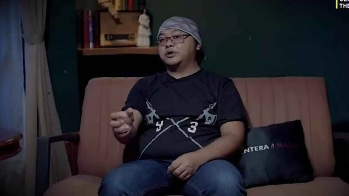 Bang Iqbal mengaku terjerat pesugihan setelah bisnis ayamnya bangkrut hingga menghadapi ancaman tumbal dan rela mendonorkan ginjal. (Sumber Foto: Tangkapan layar YouTube @Lenteramalam)