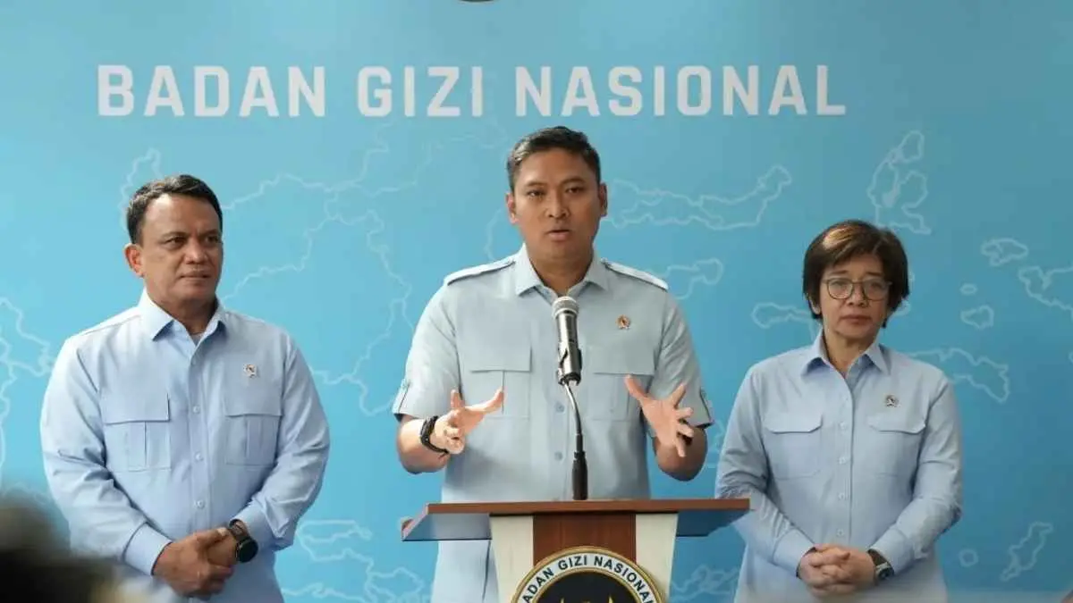 Ada masalah soal MBG di sekolah? Kini guru punya kanal khusus untuk menyampaikan keluhan, kritik, hingga temuan langsung ke BGN. (Sumber foto: jawapos.com)