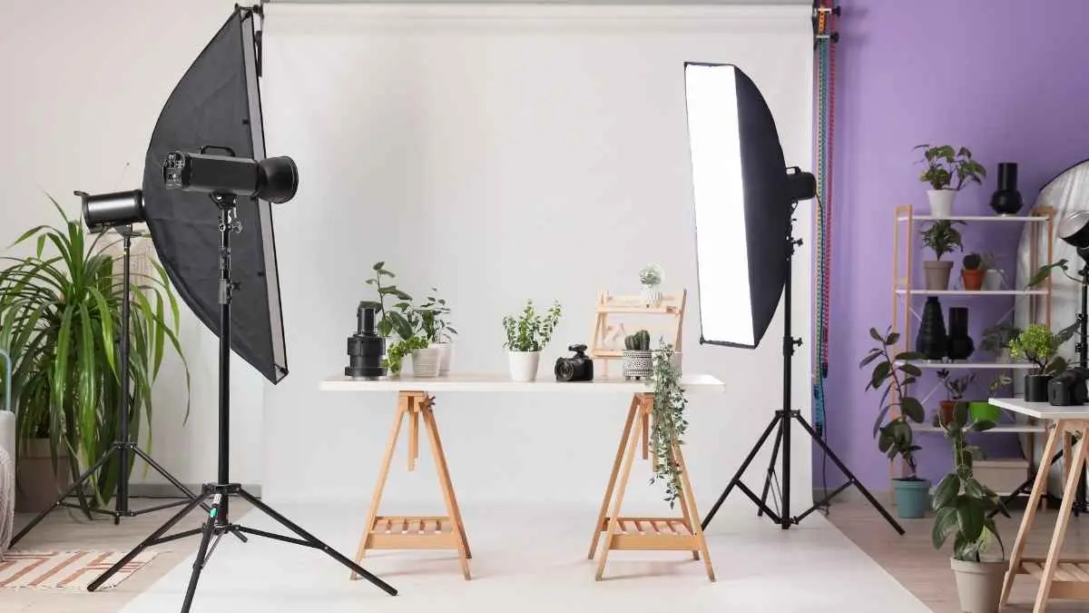 Punya skill fotografi dan ingin membuka usaha sendiri? Studio foto bisa menjadi salah satu peluang bisnis yang menarik. Bahkan, konsep skala kecil bisa dimulai dari modal puluhan juta, lalu dikembangkan sesuai kebutuhan pasar. (Ilustrasi)