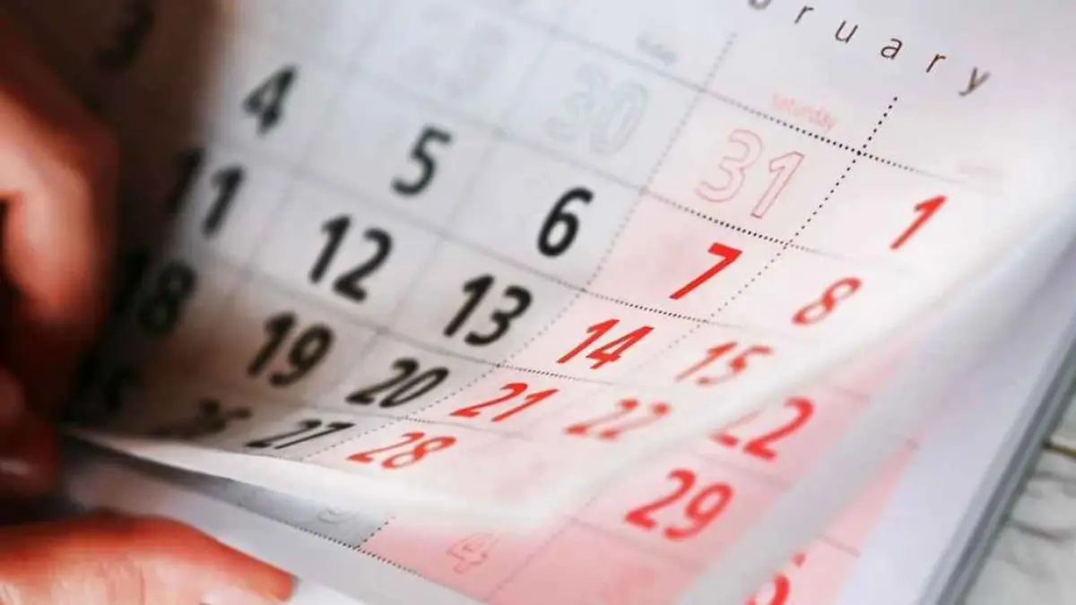 Sudah mulai merencanakan liburan tahun depan? Kalender 2027 punya 18 hari libur nasional dan 8 cuti bersama. Ada periode panjang yang menarik! (ilustrasi)