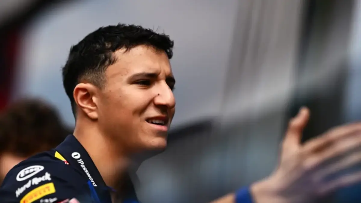 Red Bull mengonfirmasi bahwa susunan pembalap mereka untuk 2026, Max Verstappen dan Isack Hadjar, akan kembali berduet pada Grand Prix Azerbaijan. (Red Bull Racing)