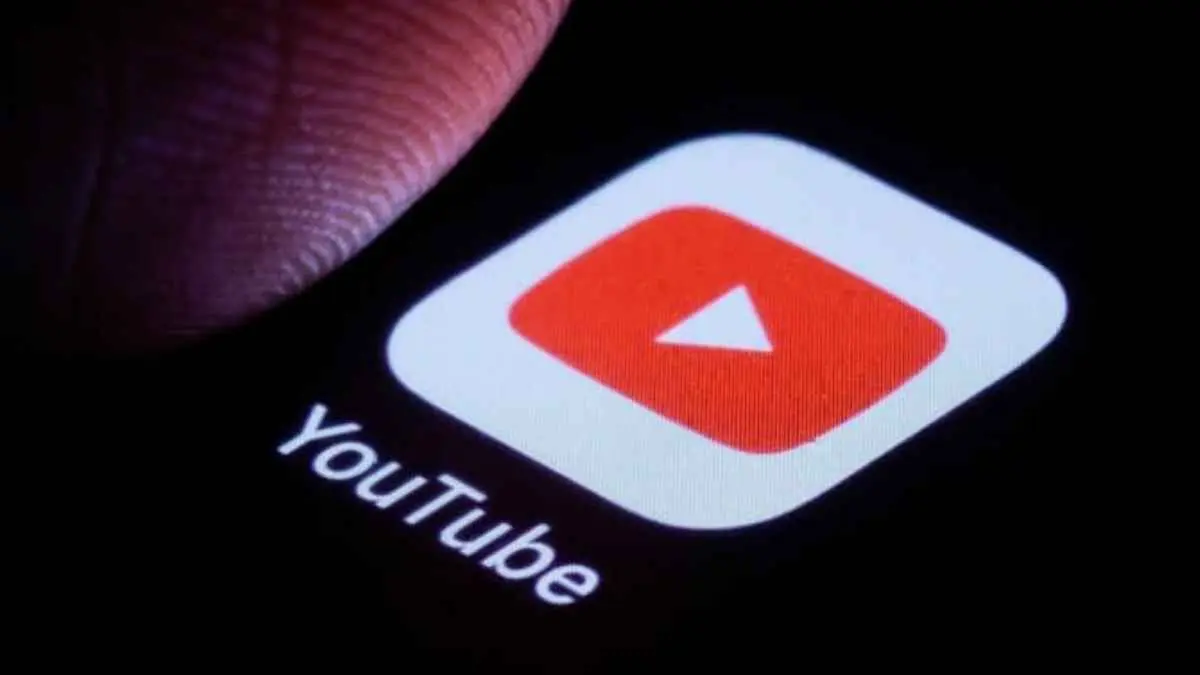 YouTube menghadirkan banyak fitur baru pada 2026. Mulai dari Custom Feeds berbasis AI, balasan GIF di komentar, Shorts berbentuk serial, hingga rekomendasi podcast dan musik yang makin personal. (PCMag/Pinterest)