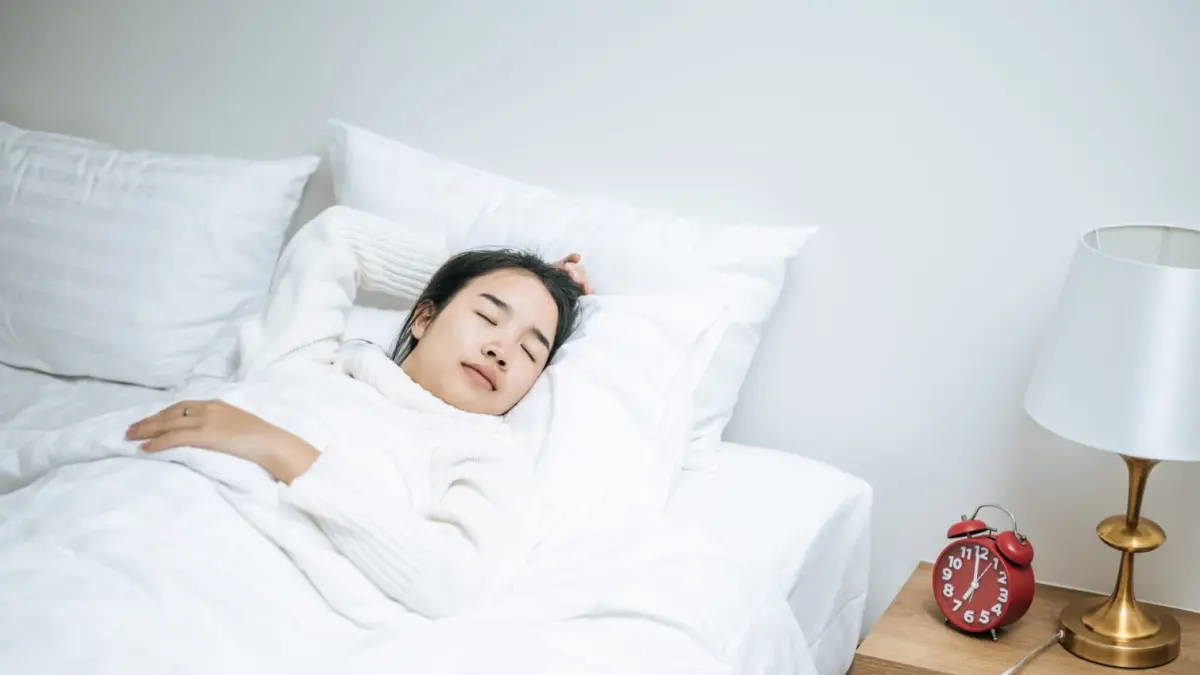 Ilustrasi seseorang dengan posisi tidur terlentang. (Magnific/ jcomp)