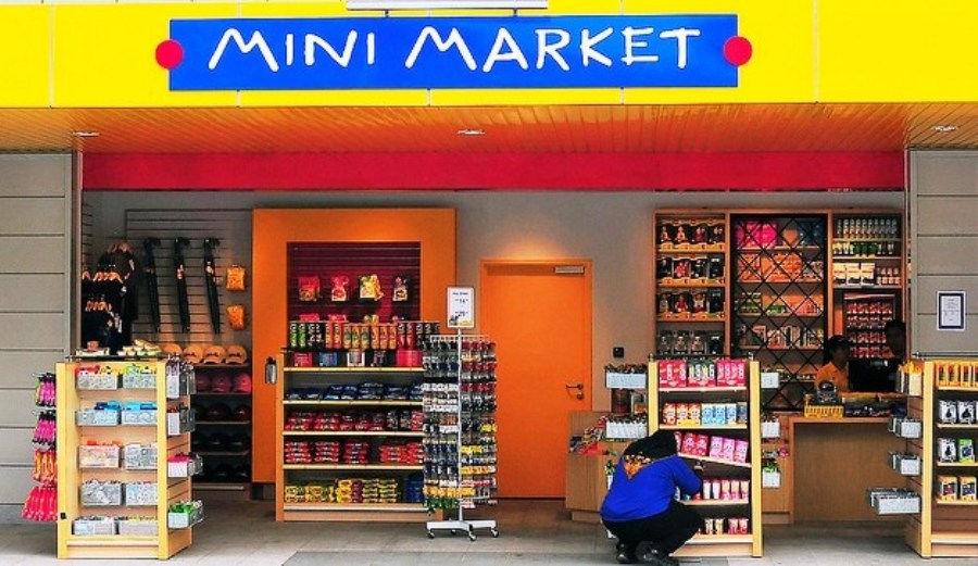 Masih banyak mimarket berjejaring di Trenggalek yang belum mendapatkan izin pendirian
