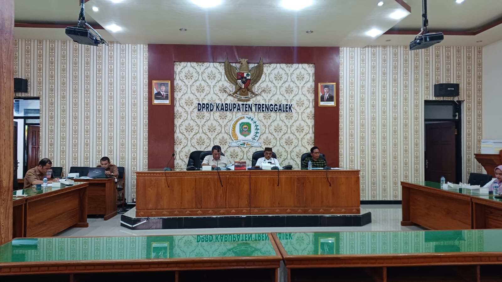Rapat LKPJ yang dipantau langsung oleh Pansus DPRD Trenggalek.