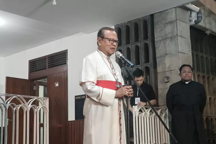 Kardinal Ignasius Suharyo yang akan mengikuti konklaf mendatang