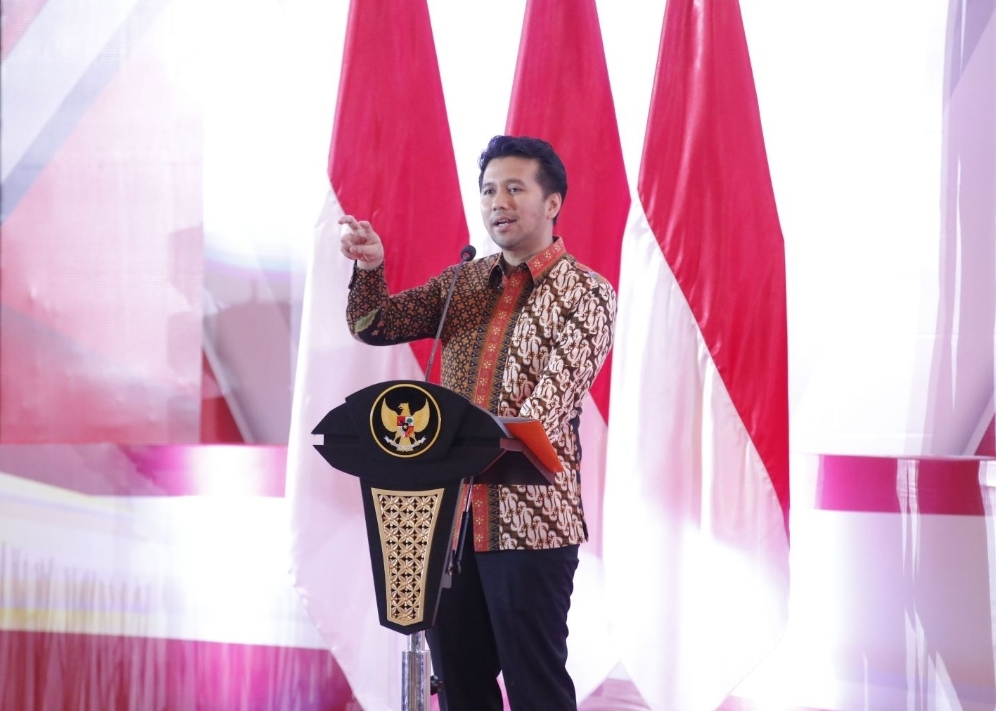 Wagub Jatim, Emil Elestianto Dardak saat memaparkan materi RPJMD Pemprov Jatim Tahun 2025-2029 dan RKPD Tahun 2026 di Surabaya,