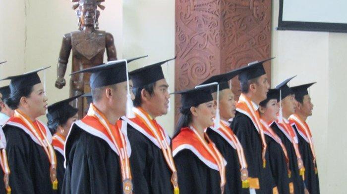 Ilustrasi sarjana desa