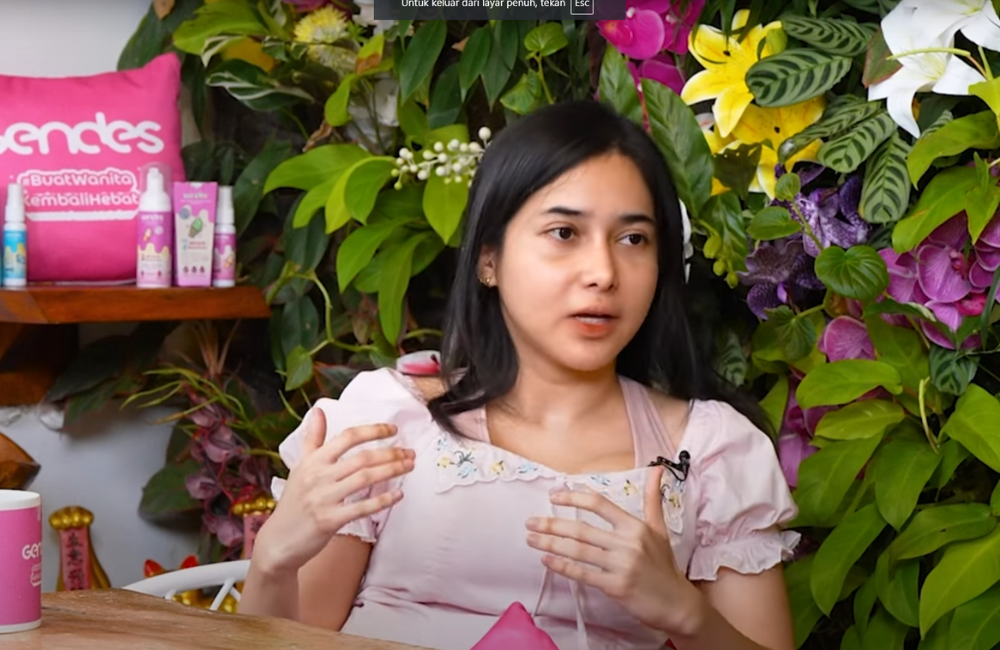 "Reputasi digital Safno hancur setelah pengakuan perselingkuhan. Reaksi publik menunjukkan betapa kuatnya media sosial."