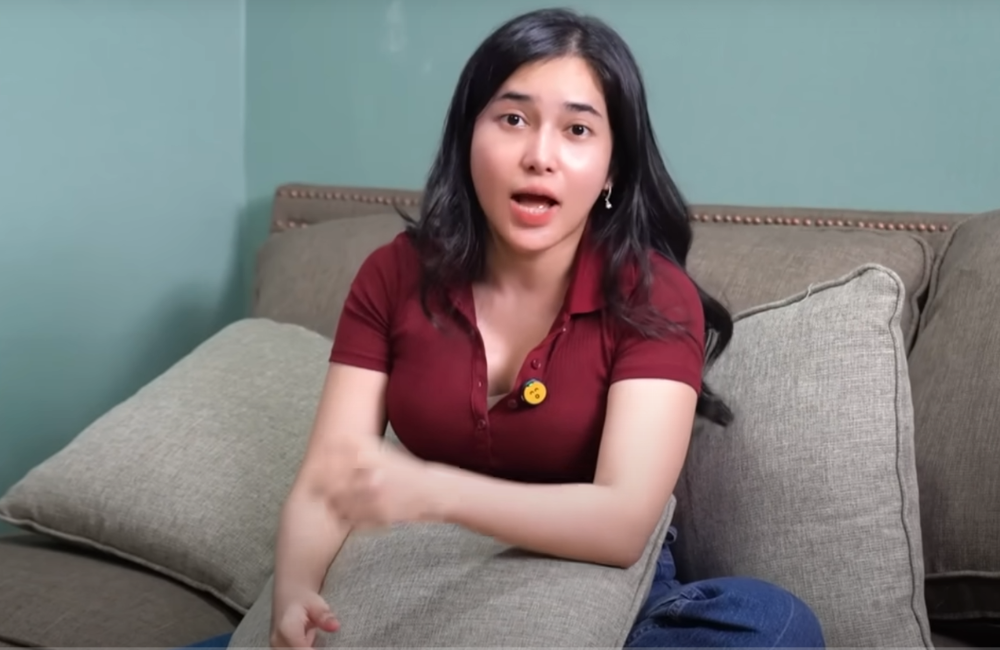 Keberanian Dilan membuka masalah pribadi ke publik bukan tanpa beban psikologis. Empati penting di sini.