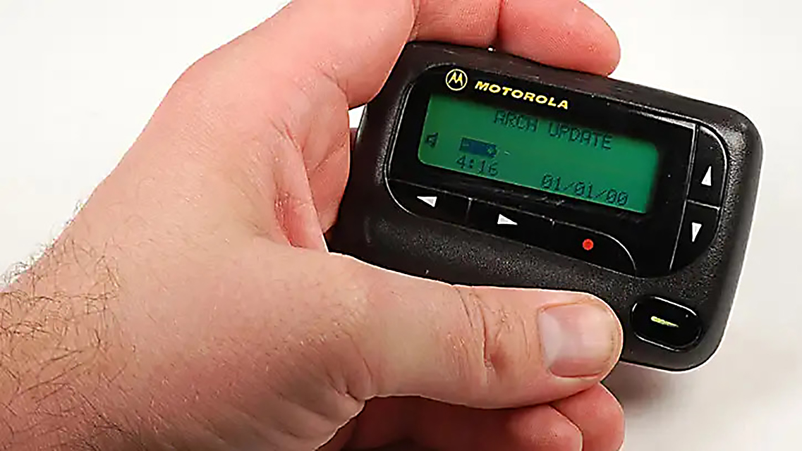 Sebelum smartphone, pager, alat mungil ini jadi andalan para dokter, eksekutif, hingga petugas darurat.