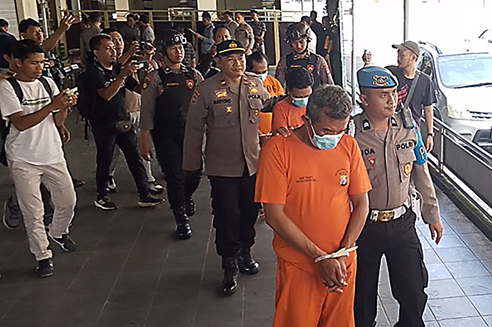 Wartawan bodrek, citra media terkoyak. Pemerasan berujung ott di trenggalek.