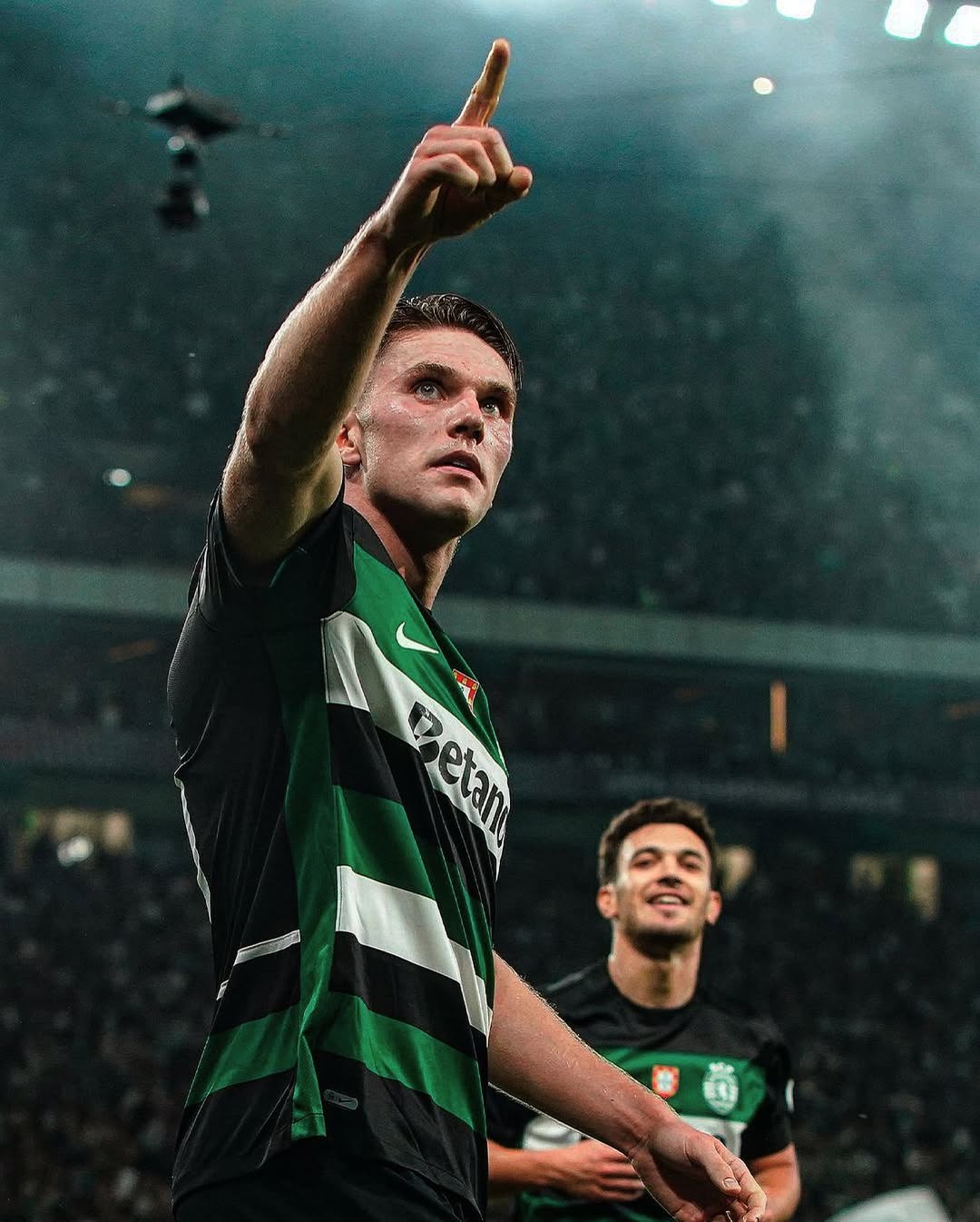 Viktor Gy&ouml;keres Siap Curi Sepatu Emas dari Mbappe dan Salah