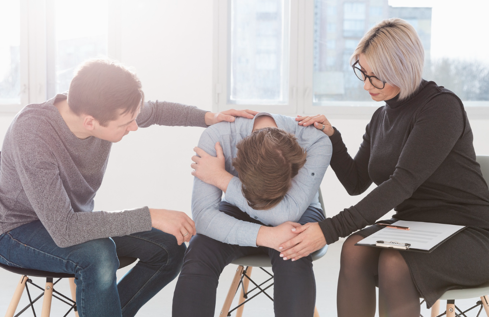 Perubahan besar bisa memicu Adjustment Disorder, butuh terapi dan dukungan sosial untuk sembuh.