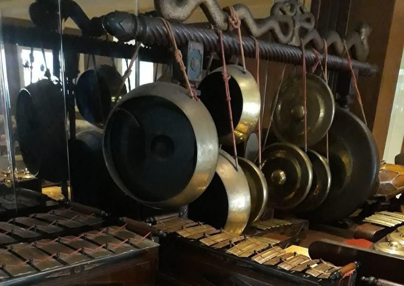 Seperangkat gong yang menjadi bagian gamelan Jawa. (FACEBOOK GOGOT BAYU BASKORO)