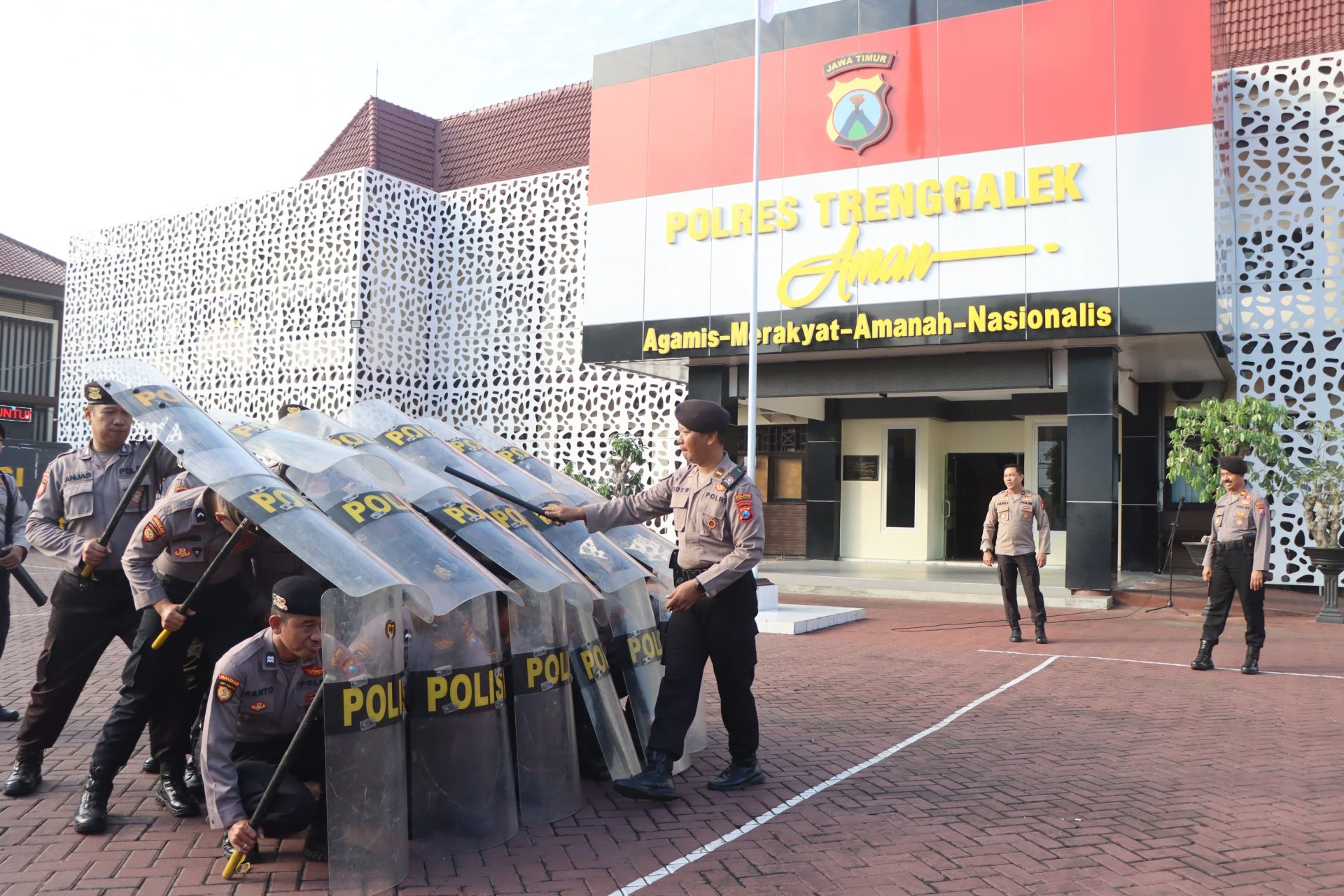 Polisi latihan dalmas