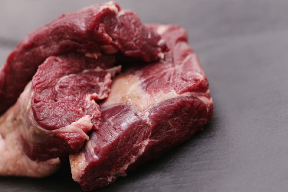 Banyak orang bertanya -tanya tentang apakah daging kambing lebih sehat dari pada ikan