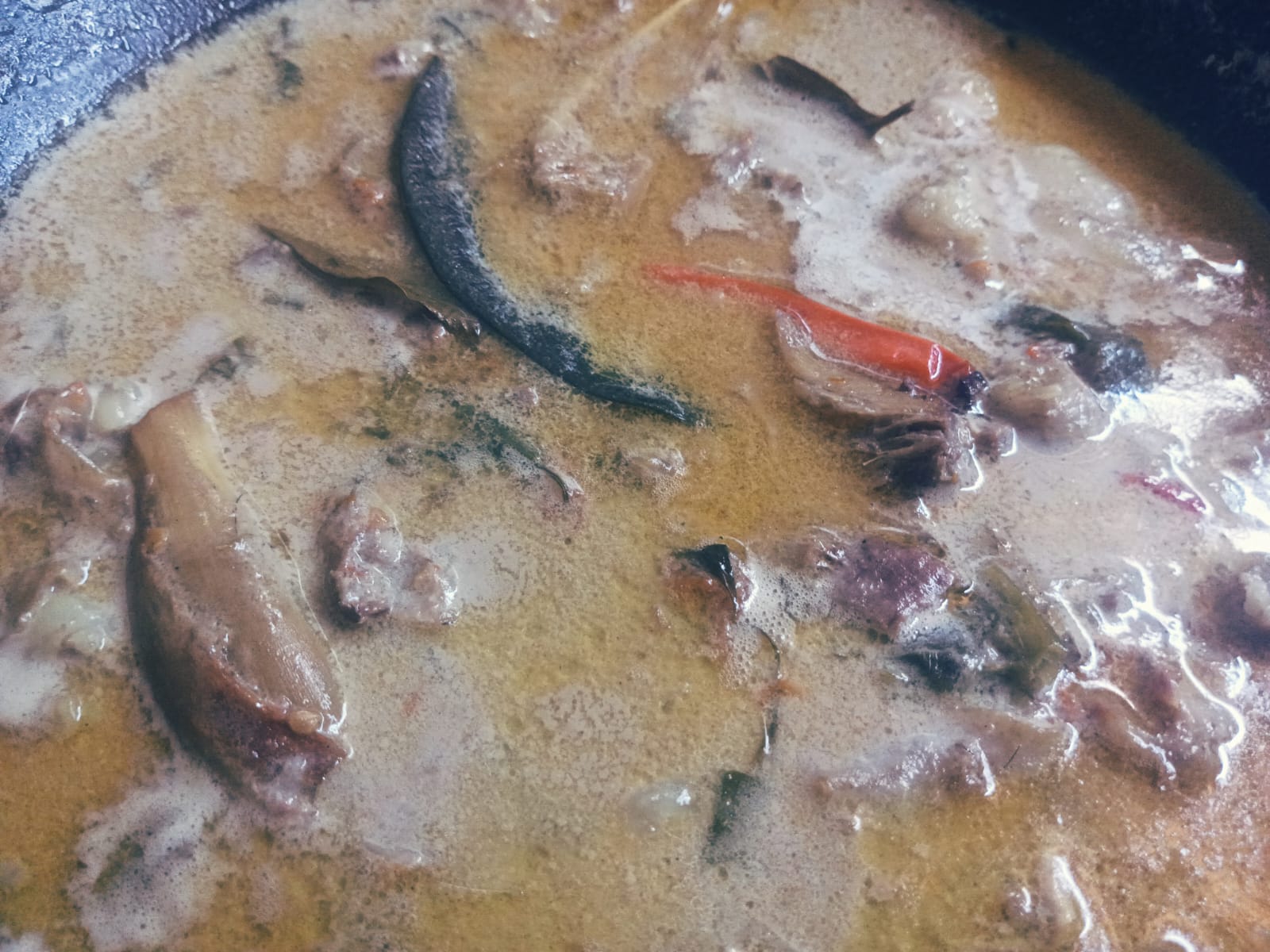 Makan daging kambing saat Idul Adha boleh saja, asal tahu batasnya.