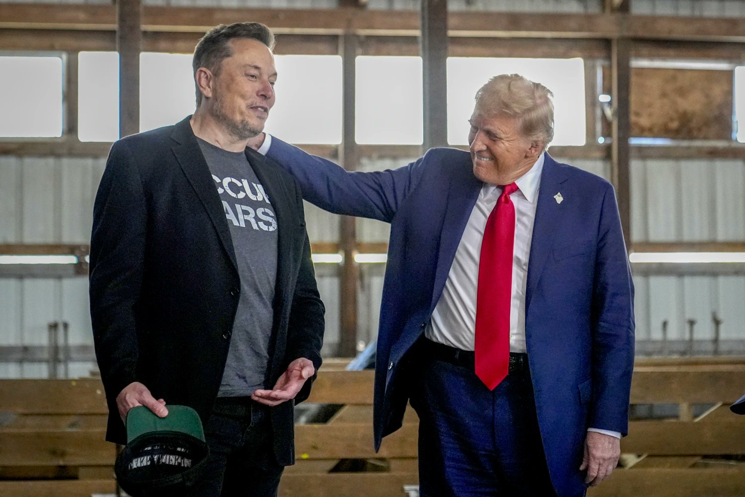 Elon Musk berencana bentuk partai baru usai bersitegang dengan Donald Trump.