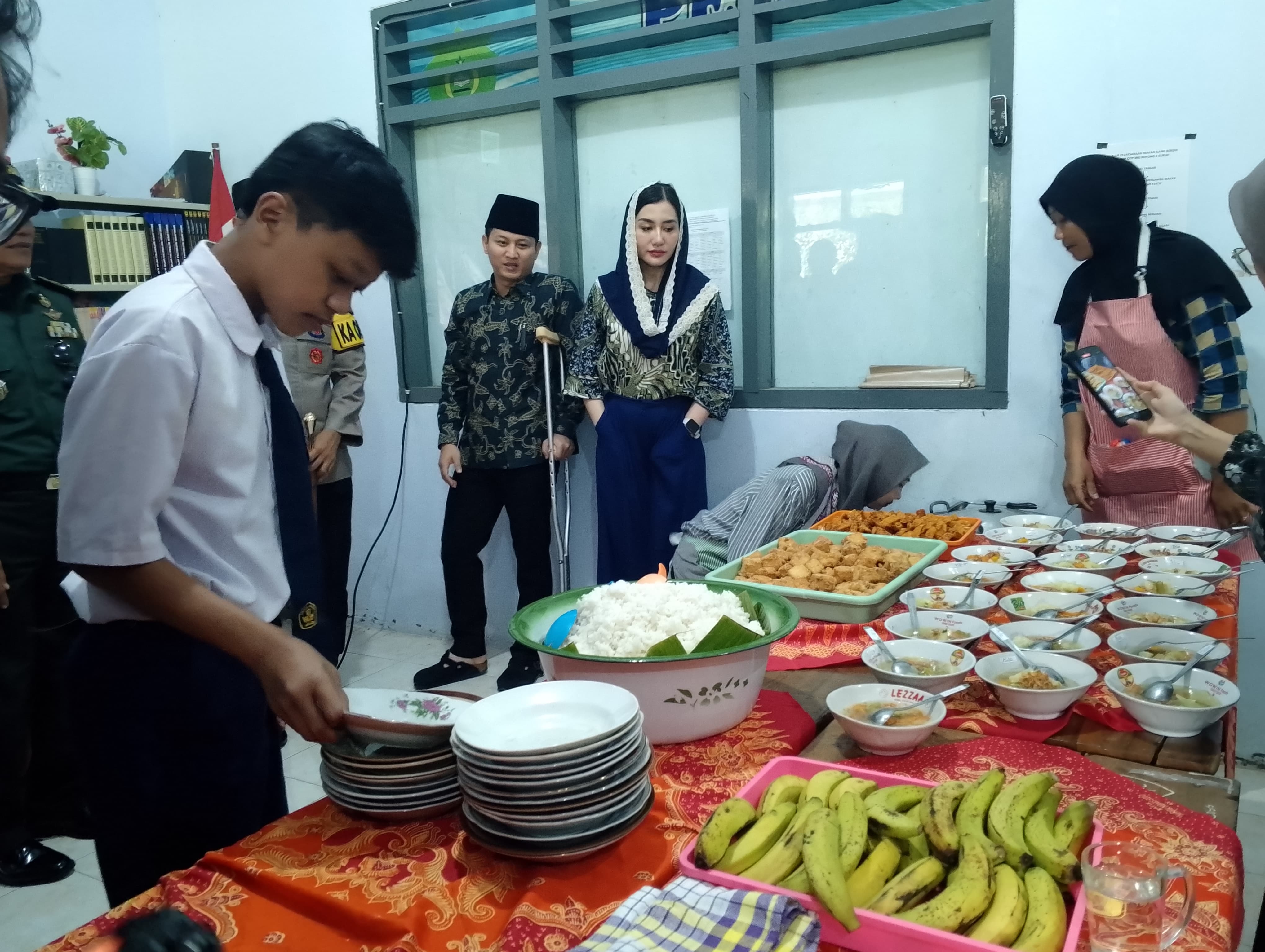 Uji coba MBG yang dilakukan di SMP yang ada di Kecamatan Suruh (25/2/2025).
